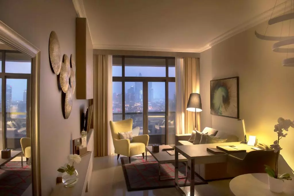 Two Seasons Hotel and Apartments